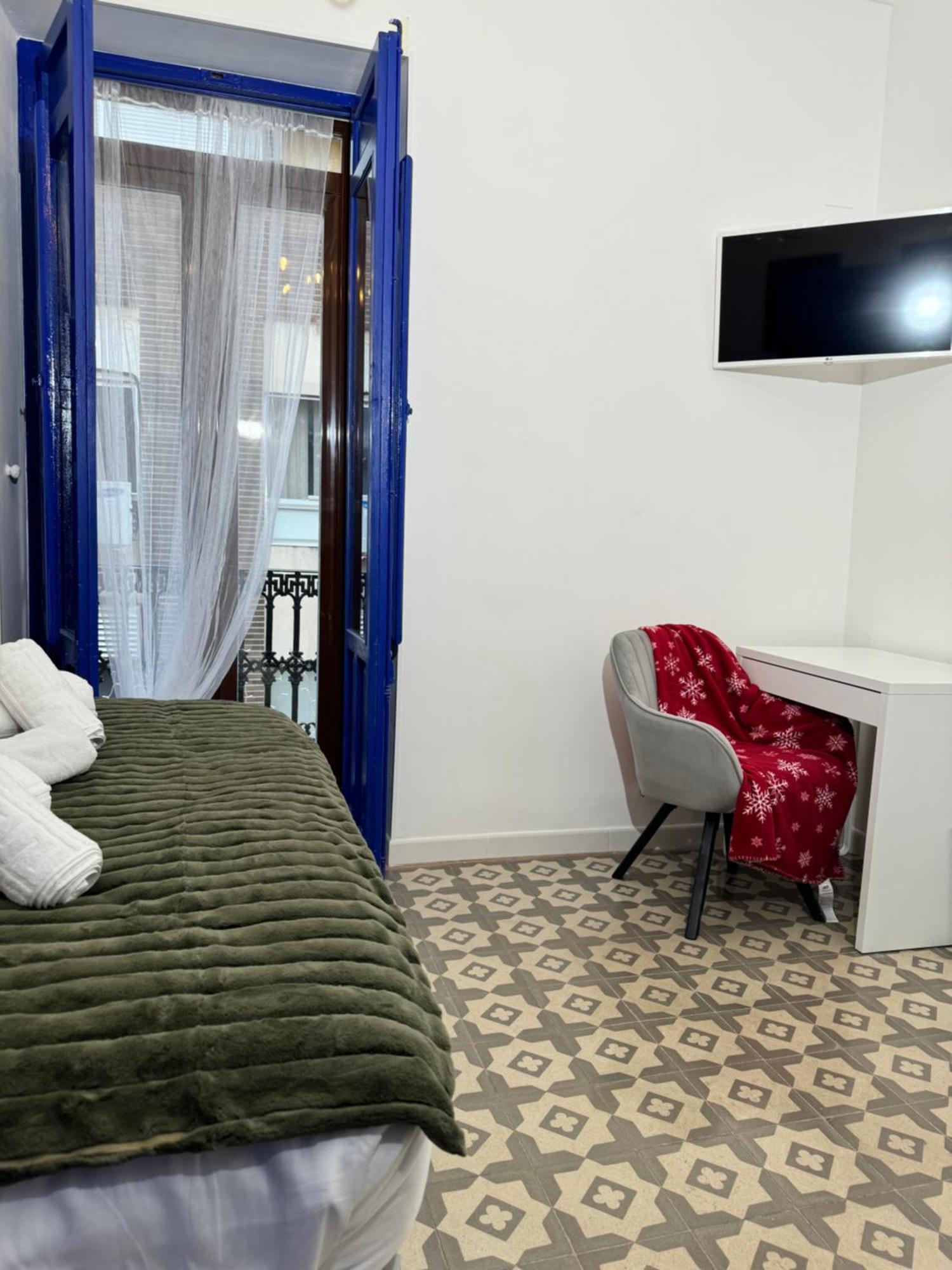 Castanos 4 Aparthotel Alicante Bagian luar foto